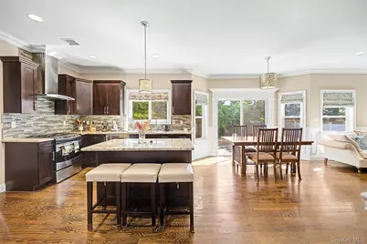 62 Georgia Drive, Syosset, NY 11791 - Photo 8