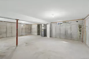 62 Georgia Dr, Syosset, NY 11791 - Photo 26