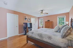 302 Lakeside Rd, Newburgh, NY 12550 - Photo 22
