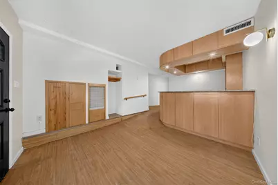143-27 Roosevelt Avenue, Flushing, NY 11354 - Photo 4