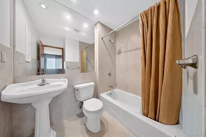 143-27 Roosevelt Avenue, Flushing, NY 11354 - Photo 36
