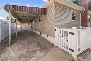 30 44th St, Lindenhurst, NY 11757 - Photo 22