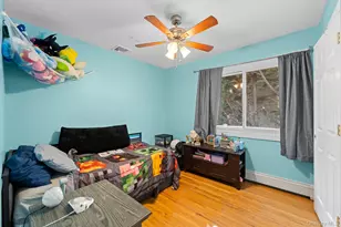 30 44th St, Lindenhurst, NY 11757 - Photo 16