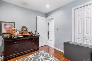 158 Blueberry Ln, Hicksville, NY 11801 - Photo 16