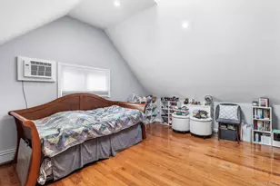 158 Blueberry Ln, Hicksville, NY 11801 - Photo 22