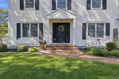28 Village Woods Road, Port Jefferson, NY 11777 - Photo 4