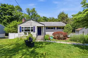 660 Washington Ave, Pleasantville, NY 10570 - Photo 2