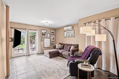 547 Sunnybrook Drive, Oceanside, NY 11572 - Photo 6