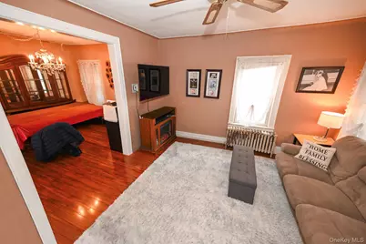 7025 71st Place, Glendale, NY 11385 - Photo 18