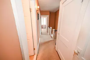 70-25 71st Pl, Glendale, NY 11385 - Photo 30