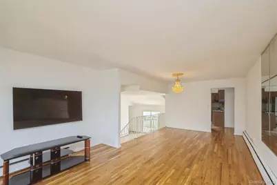 258 Aster Street, Massapequa Park, NY 11762 - Photo 16