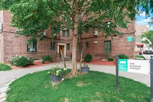 1919 McGraw Ave, Bronx, NY 10462 - Photo 2
