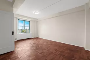 1919 McGraw Ave, Bronx, NY 10462 - Photo 10