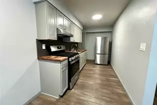 4 Colonial Rd, Beacon, NY 12508 - Photo 12