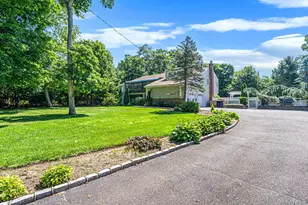174 Dix Hills Rd, Dix Hills, NY 11746 - Photo 42