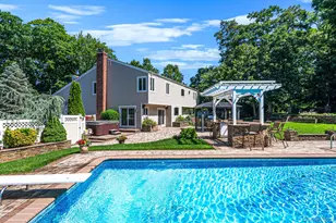 174 Dix Hills Rd, Dix Hills, NY 11746 - Photo 36