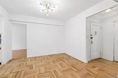5601 Riverdale Avenue #2E, Bronx, NY 10471 - Photo 4