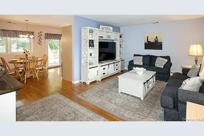 113 Iceland Drive, South Huntington, NY 11746 - Photo 4