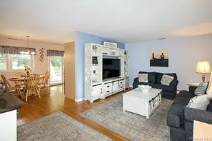 113 Iceland Dr, South Huntington, NY 11746 - Photo 4