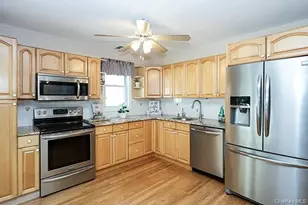 113 Iceland Dr, South Huntington, NY 11746 - Photo 12