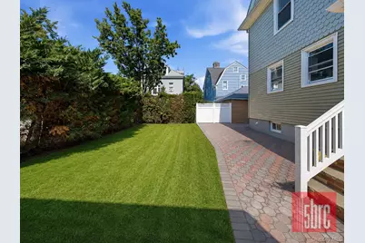 1205 Beverley Road, Brooklyn, NY 11218 - Photo 44