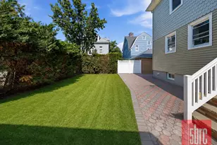 1205 Beverley Rd, Brooklyn, NY 11218 - Photo 44