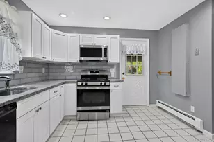174 Beaver Dr, Mastic Beach, NY 11951 - Photo 2