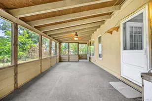 174 Beaver Dr, Mastic Beach, NY 11951 - Photo 10