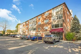 222 Smith St, Freeport, NY 11520 - Photo 2