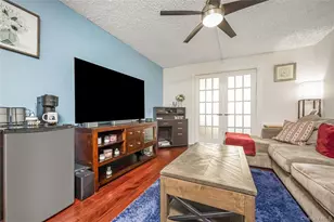 222 Smith St, Freeport, NY 11520 - Photo 6