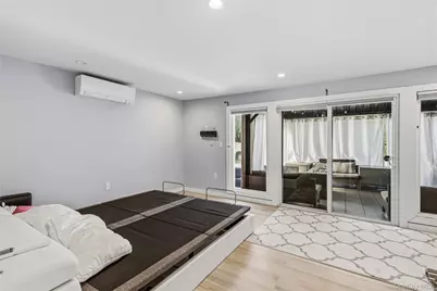 31 Sutton Hill Lane, Manhasset Hills, NY 11040 - Photo 30