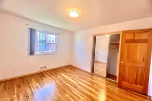 12-14 Utopia Pkwy, Whitestone, NY 11357 - Photo 6