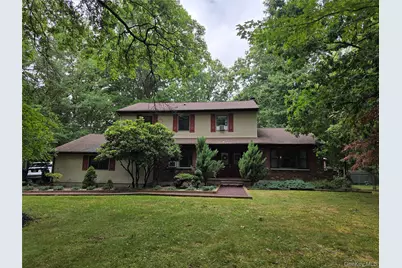 34 Greenshire Way, Walden, NY 12586 - Photo 2