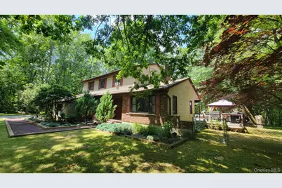 34 Greenshire Way, Walden, NY 12586 - Photo 1