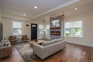 16 Wayne Ave, Fort Montgomery, NY 10922 - Photo 4