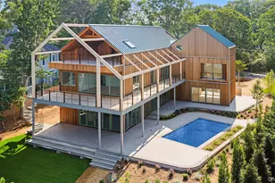25 Bluff Point Rd, Sag Harbor, NY 11963 - Photo 4