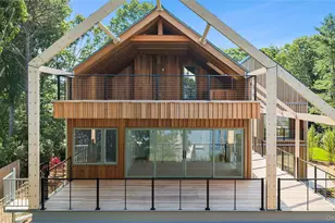 25 Bluff Point Rd, Sag Harbor, NY 11963 - Photo 8