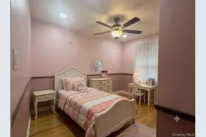 694 Blackstone Avenue, East Meadow, NY 11554 - Photo 6