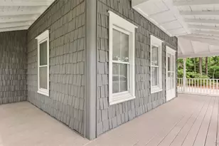 376 Montauk Hwy, Eastport, NY 11941 - Photo 4
