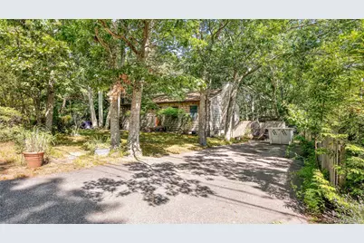 29 Boatheaders Lane N, East Hampton, NY 11937 - Photo 10