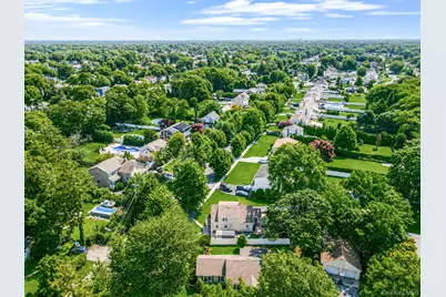 6 Gerek Avenue, West Islip, NY 11795 - Photo 30
