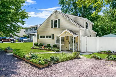 6 Gerek Avenue, West Islip, NY 11795 - Photo 1