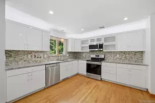 27 Casse Ct, Mahopac, NY 10541 - Photo 4