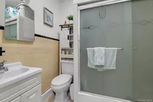 152 Pine St, Brooklyn, NY 11208 - Photo 22