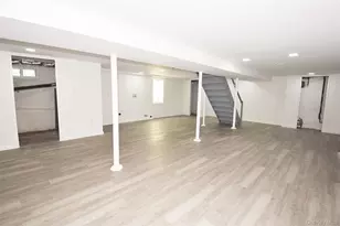 240 Columbus Pkwy, Mineola, NY 11501 - Photo 24