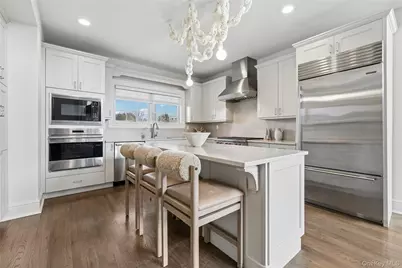 22 Summer Drive, Southampton, NY 11968 - Photo 12