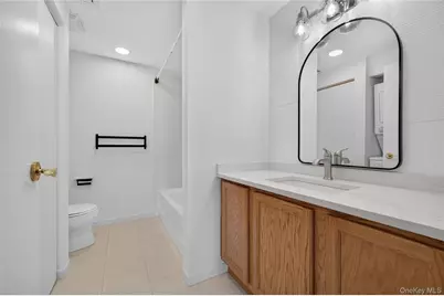 242 Maple Avenue #504, Westbury, NY 11590 - Photo 16