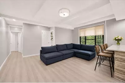2160 E Tremont Avenue #3B, Bronx, NY 10462 - Photo 2