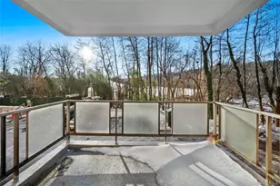 80 E Hartsdale Ave, Hartsdale, NY 10530 - Photo 8