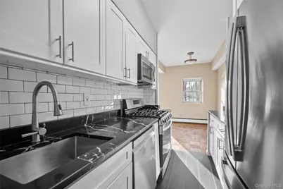 80 E Hartsdale Avenue #T20, Hartsdale, NY 10530 - Photo 12